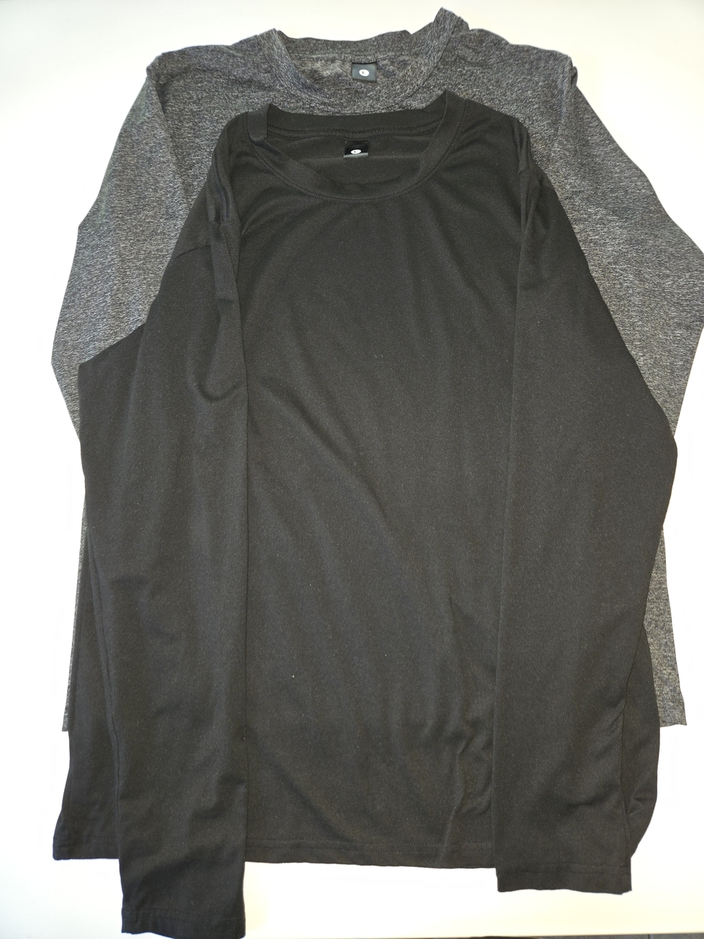 Source Unknown Black and Charcoal Long Sleeve Crew Neck Shirt Set